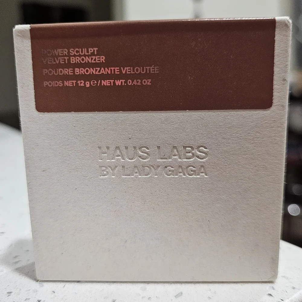 Haus Labs By Lady Gaga Power Sculpt Velvet Bronzer - MEDIUM 5